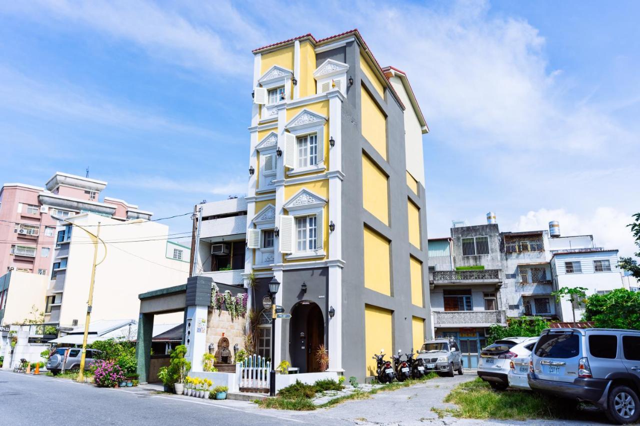 花蓮花漾夏卡爾民宿-無人民宿自助入住-包棟可烤肉可麻將 Kota Hualien Bagian luar foto